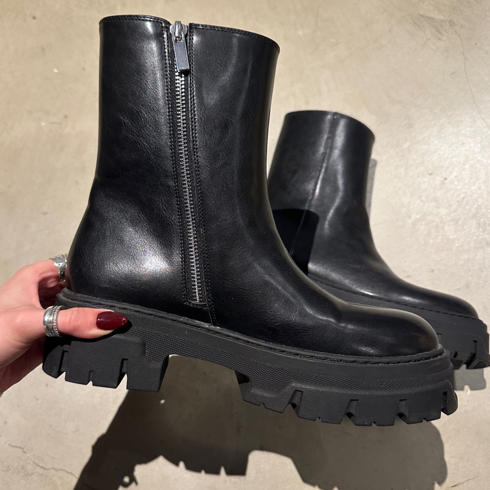 H&M chunky Black Lug Sole Ankle Boots